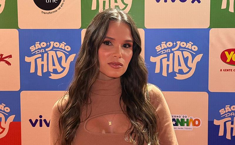 Jennifer Castro marca presença no São João da Thay e se destaca entre as celebridades convidadas