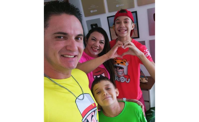 Canal DUDU Betero completa 9 anos e se consolida como fenômeno gamer