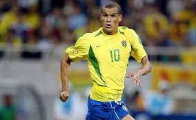 “Momento não é bom”: Rivaldo analisa a Seleção Brasileira e fala dos amistosos contra França e Croácia