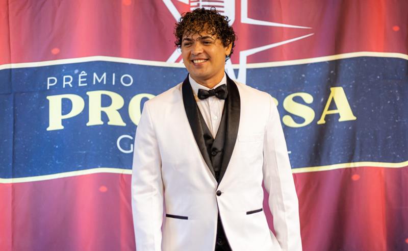 Hudson Vieira vence o Prêmio Promessa Gospel 2026 e lança “O Céu é o Meu Lugar”, seu novo single