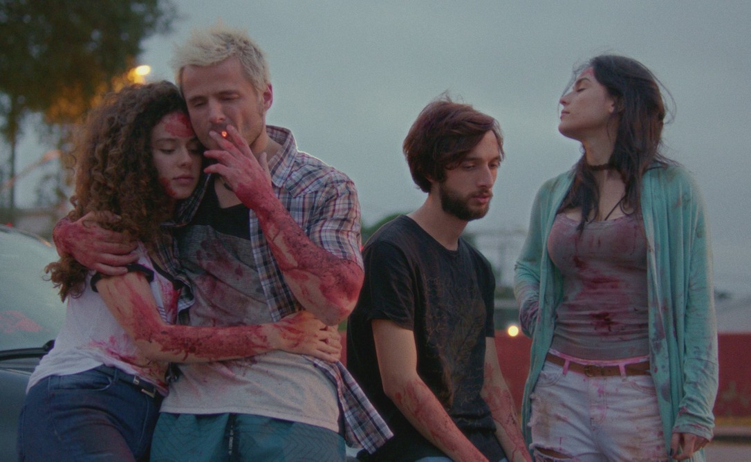 Comédia ácida “Aloha, Malandro!” estreia hoje nos cinemas