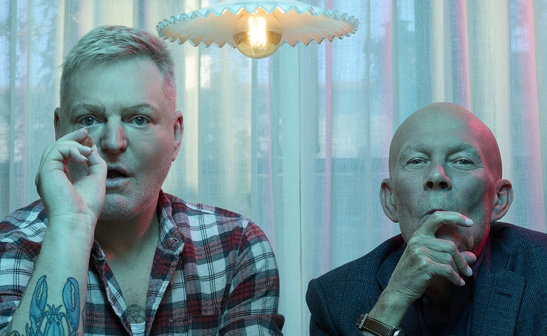 Erasure lança o single “Wings Of Love” e anuncia o novo álbum ‘Radio!! Radio!!’