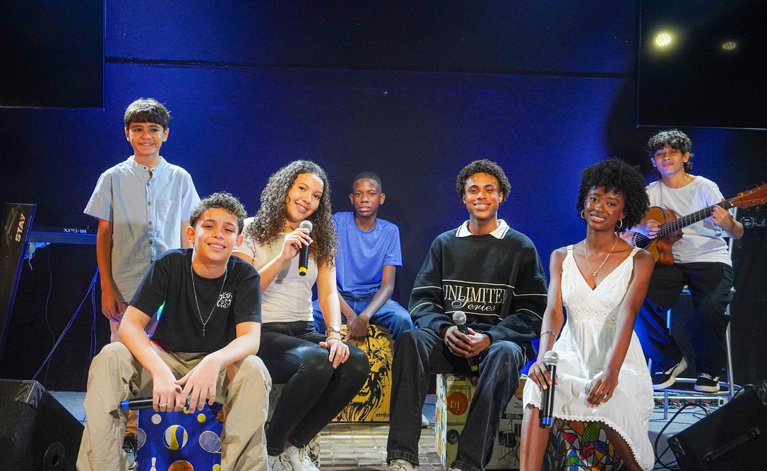 João Gabriel participa de projeto musical teen que reúne jovens talentos em gravação profissional