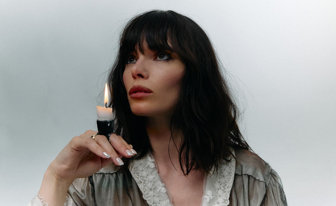 Winona Oak lança o seu segundo álbum ‘Bloom’ e compartilha a faixa de destaque “Anemone”
